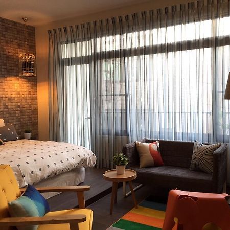 Hotel Ho.Me-Easyhouse Tainan Zewnętrze zdjęcie